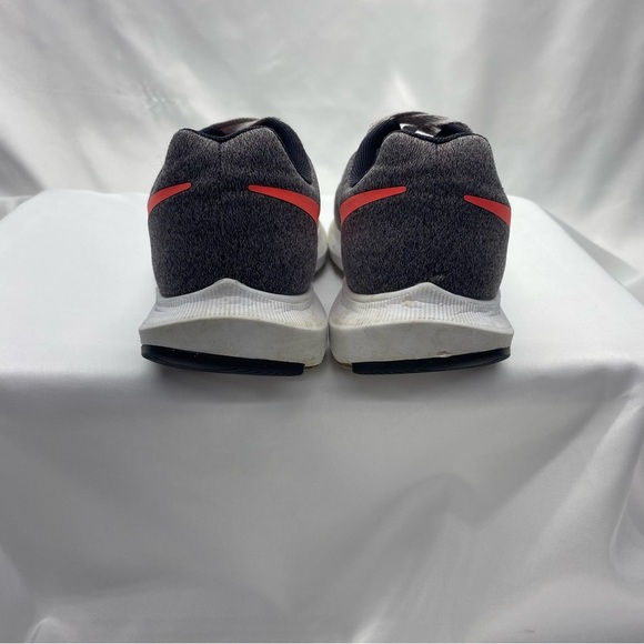 Nike women’s Runswift sneakers 8.5 gray and orange ATHLETIC RUN WALK ATHLEISURE - Picture 3 of 10